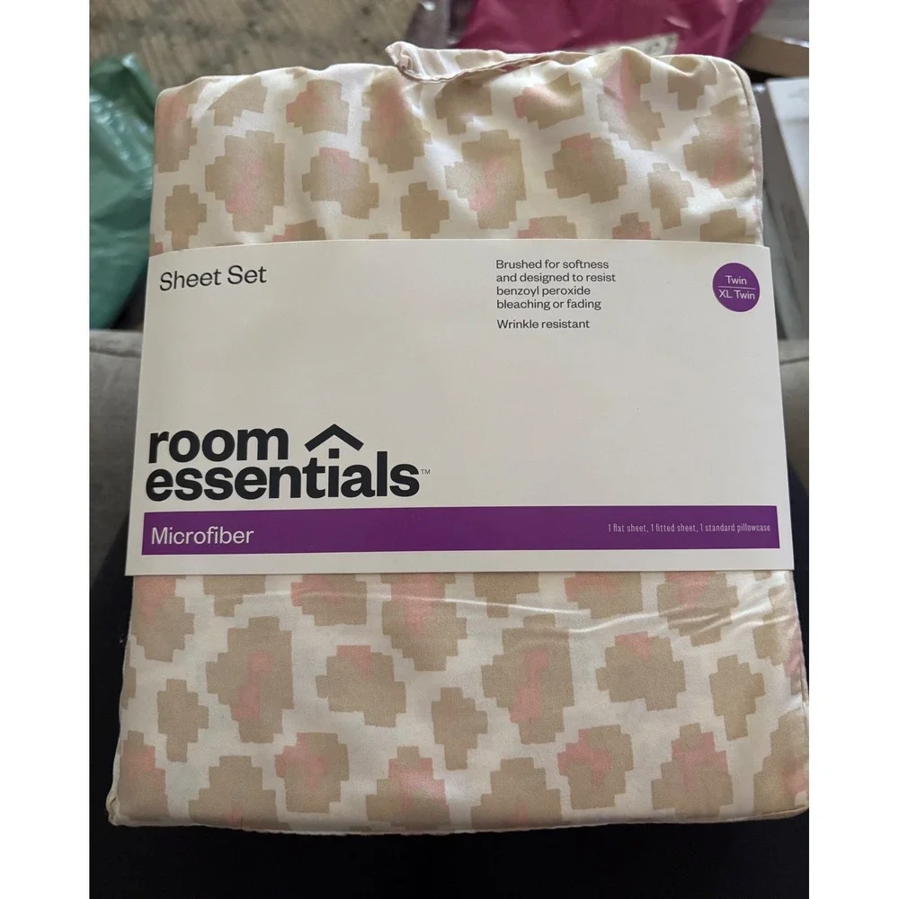 Room Essentials Twin XL Twin Microfiber Sheet Set Geometric Tan Pink 3pc New